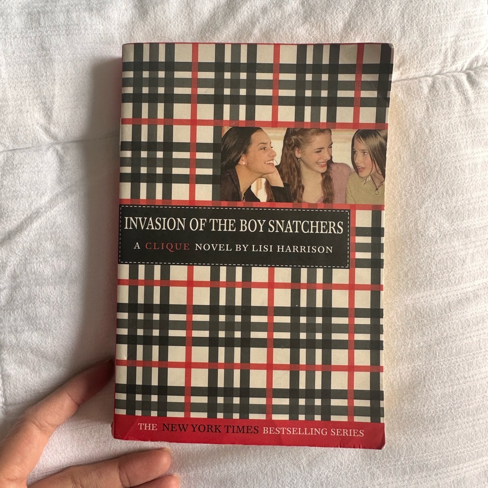The Clique Book Series by Lisi Harrison